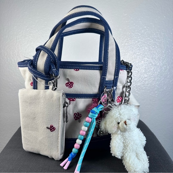 Madden Girl Mini Tote Mushroom Navy Blue Teddy Bear Jeweled Keychains - Picture 2 of 7